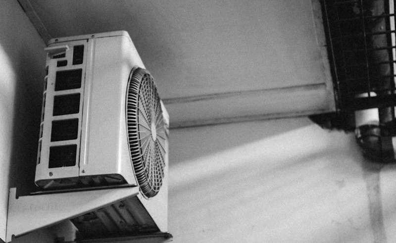 Чистка кондиціонерів у Києві